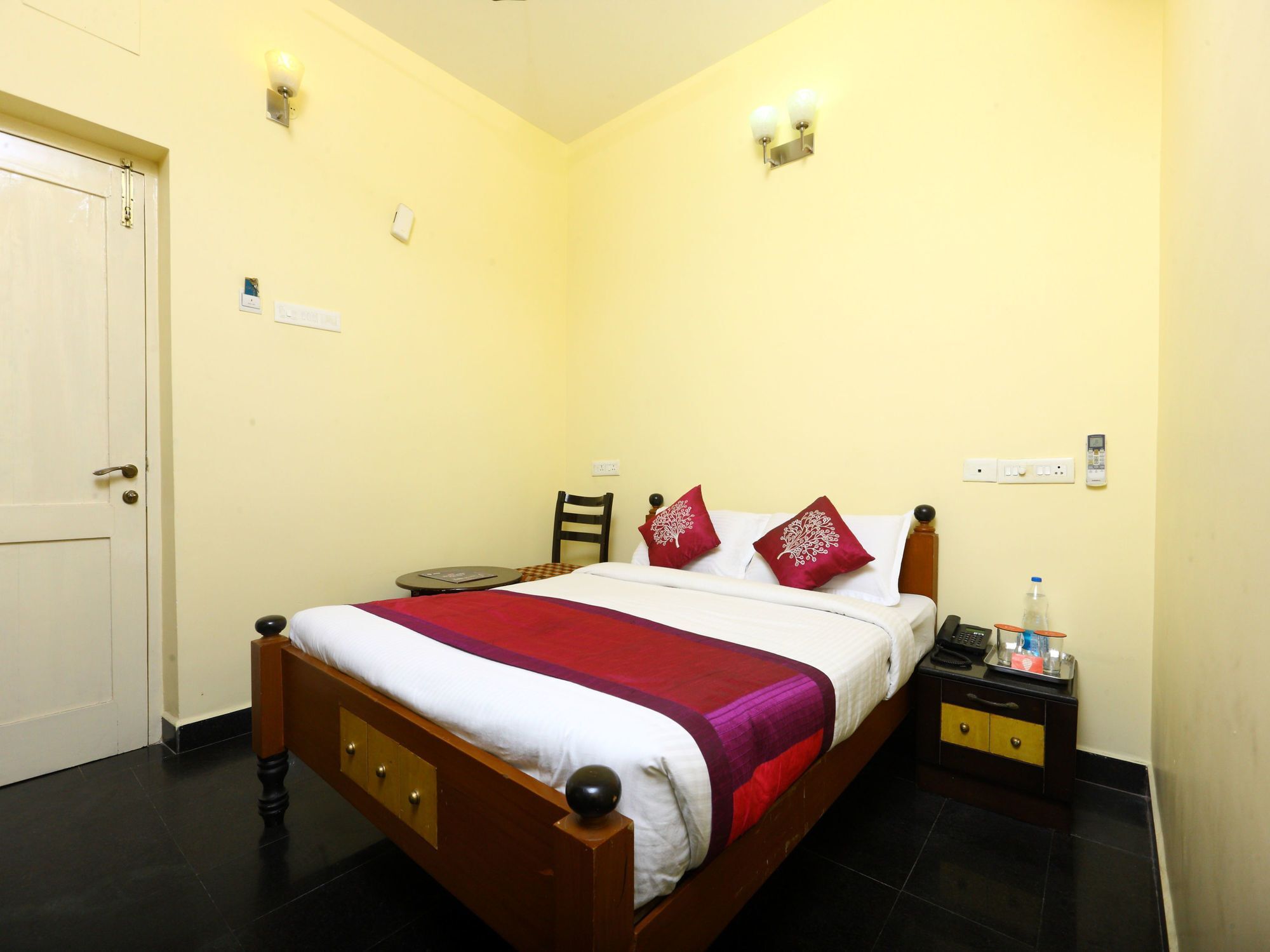 Oyo 10630 Hotel Nano Turf Madurai Exterior foto